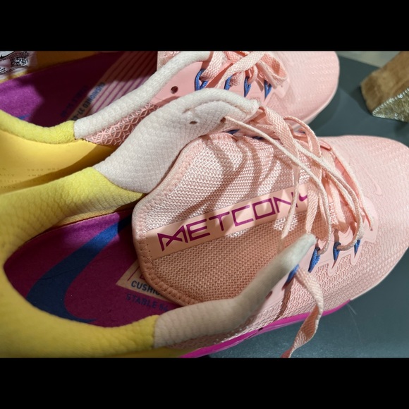 Nike Metcon sneakers in women’s size 13 - Picture 3 of 9